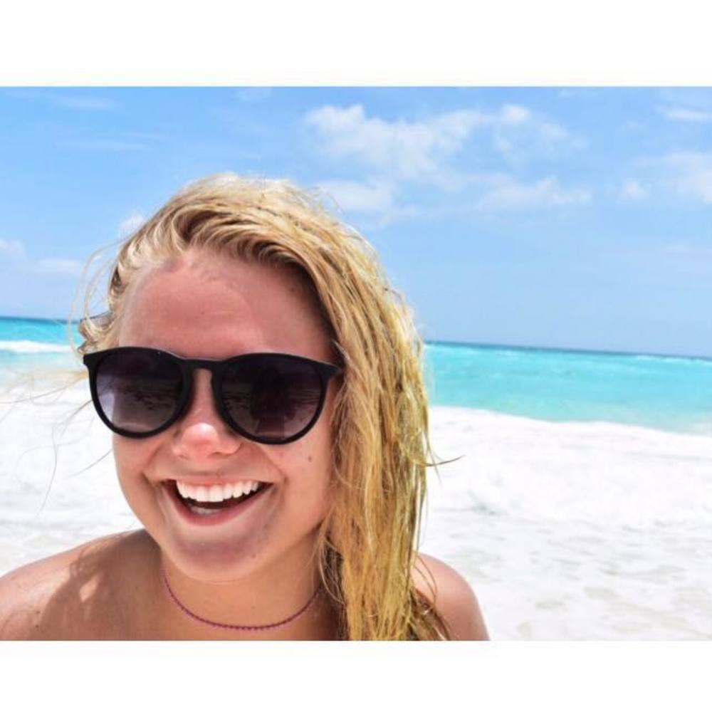 Meet your Posher, Kenzi