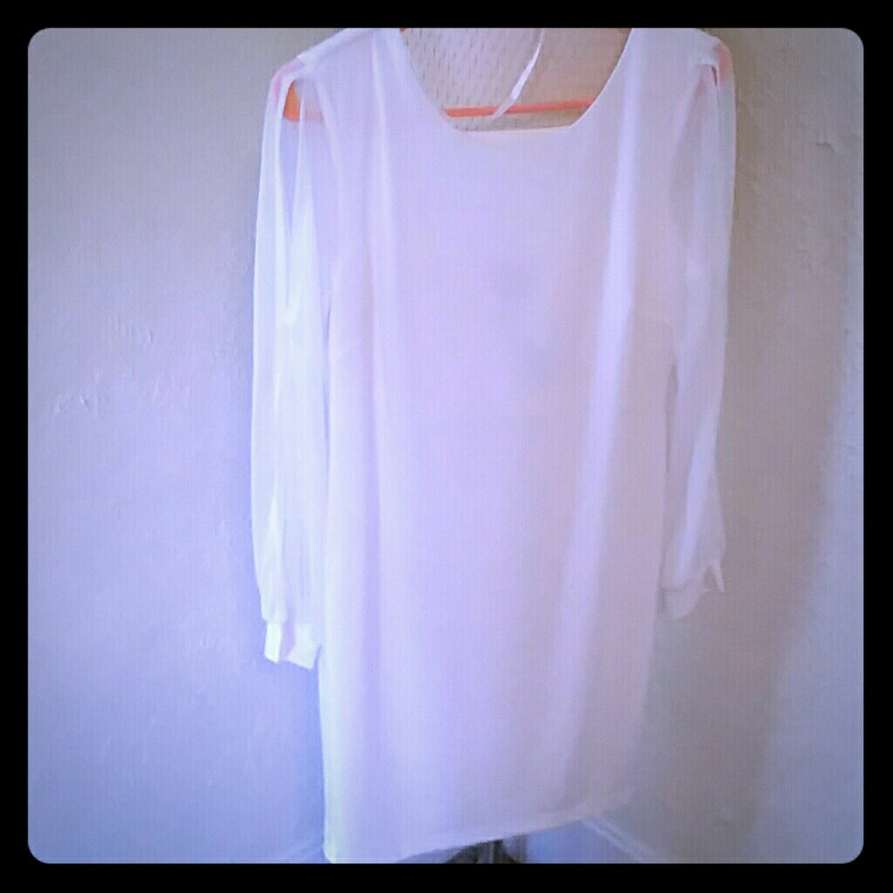 White cold-shoulder longsleeved dress, NWOT