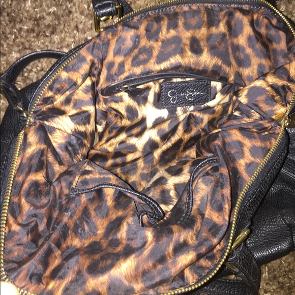 sold out black satchel - Picture 4 of 7