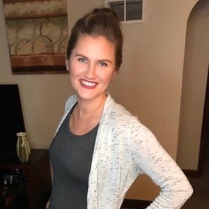 Meet your Posher, Nicole