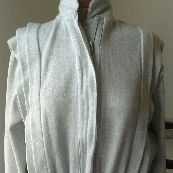Vintage Jackets & Blazers - Vintage Elastic Waist Gray Fleece Jacket