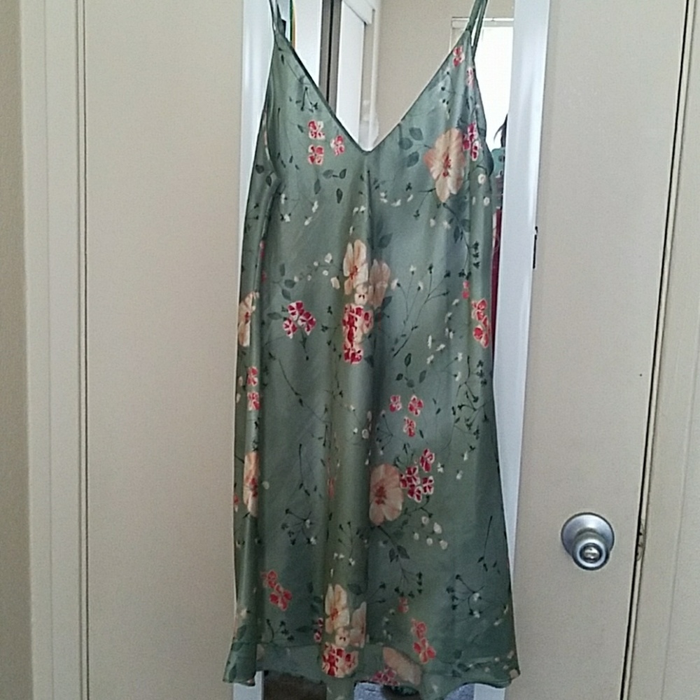 Floral nightgown