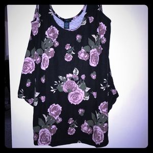 Floral RUE21 flowy hi/lo tank top