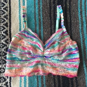 New PINK Victoria's Secret Bralette lace in Small