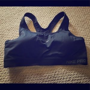 Nike Dri Fit Lined Sports Bra! Make an offer!