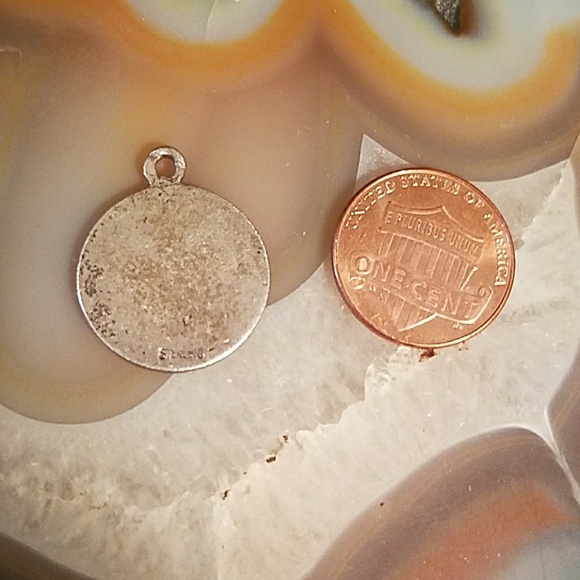 VIntage Sterling Round Medallion w bow & arrow - Picture 3 of 8