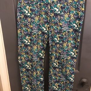 Loft Capri floral print pants