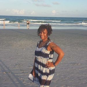 Meet your Posher, Sharon