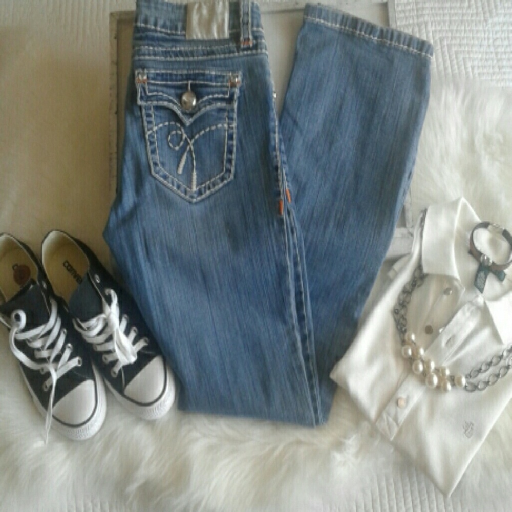 LA idol jeans
