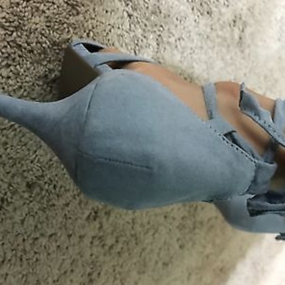 Laced up baby blue heels new size 7 - Picture 3 of 8