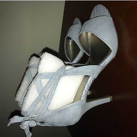 Laced up baby blue heels new size 7 - Picture 6 of 8