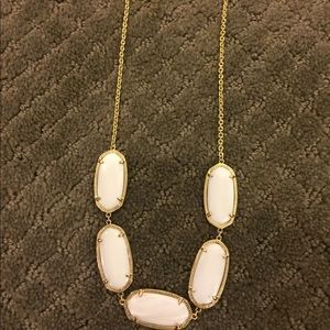 Kendra scott danielle necklace