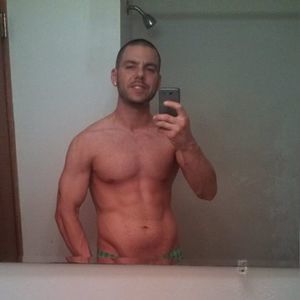 Meet your Posher, Aaron