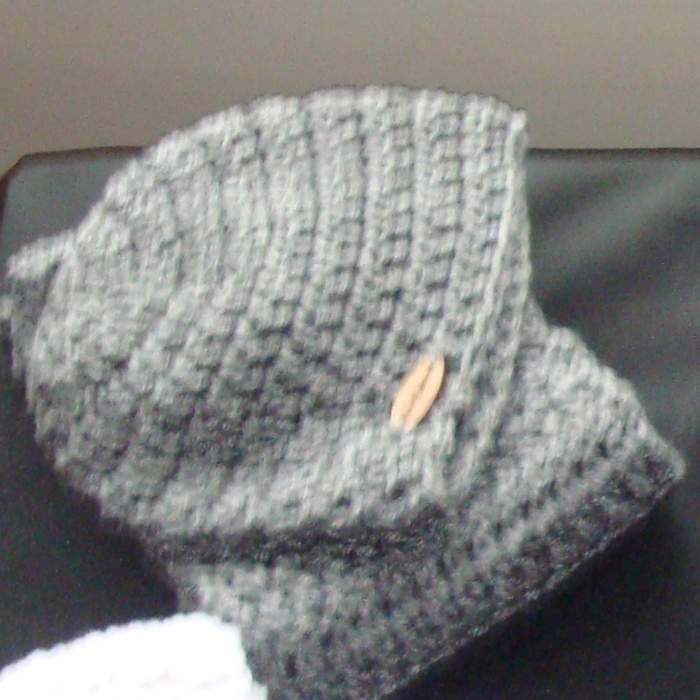 2pc. Hand Crafted Crochet Originalz Hat & Scarf