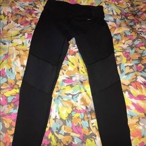 Calia leggings size medium.