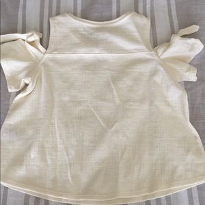 Madewell Tops - NWT Madewell cold shoulder top Madewell Tops - NWT Madewell cold shoulder top