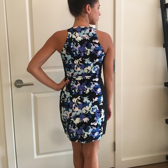 StyleStalker Sheath Floral Dress - Picture 4 of 4