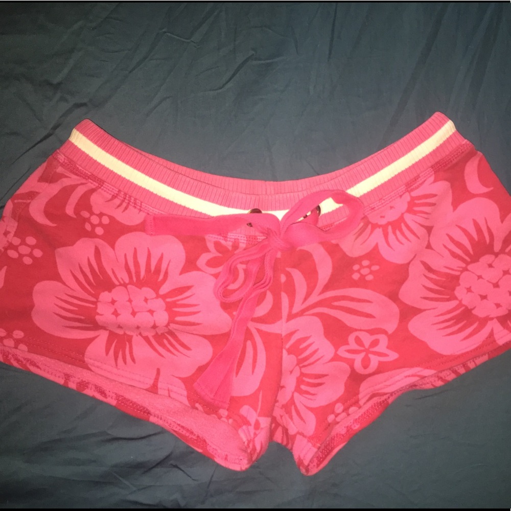 SALE! Medium pink Roxy shorts