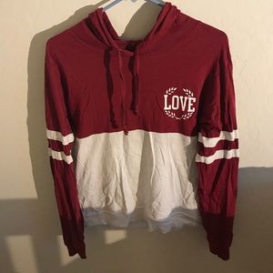 Hooded long sleeve light weight shirt!