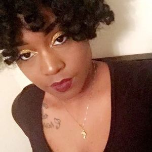 Meet your Posher, Charnell