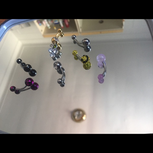 FREE BELLYBUTTON RINGS* - Picture 3 of 8