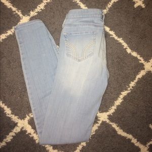 Hollister light washed skinny jeans
