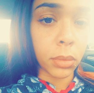 Meet your Posher, Marissa