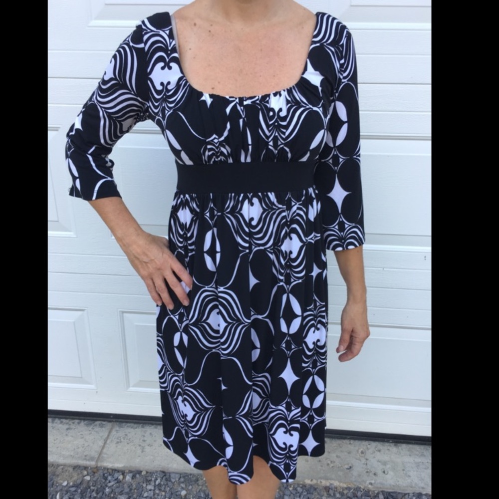 Black White Semi Formal / Work / Cocktail Dress