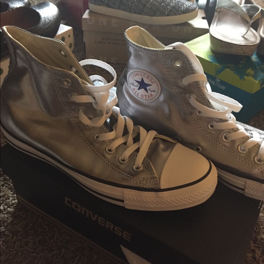 Silver holiday converse