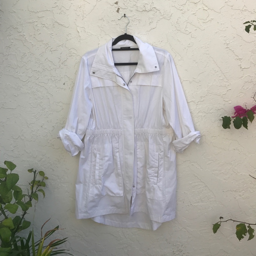 Daisy Fuentes White coat / jacket