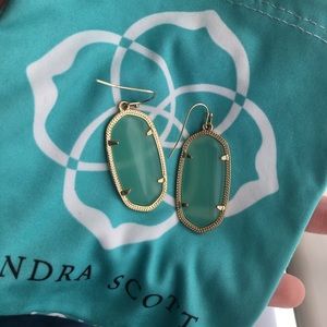 Kendra Scott Elle earrings in Mint