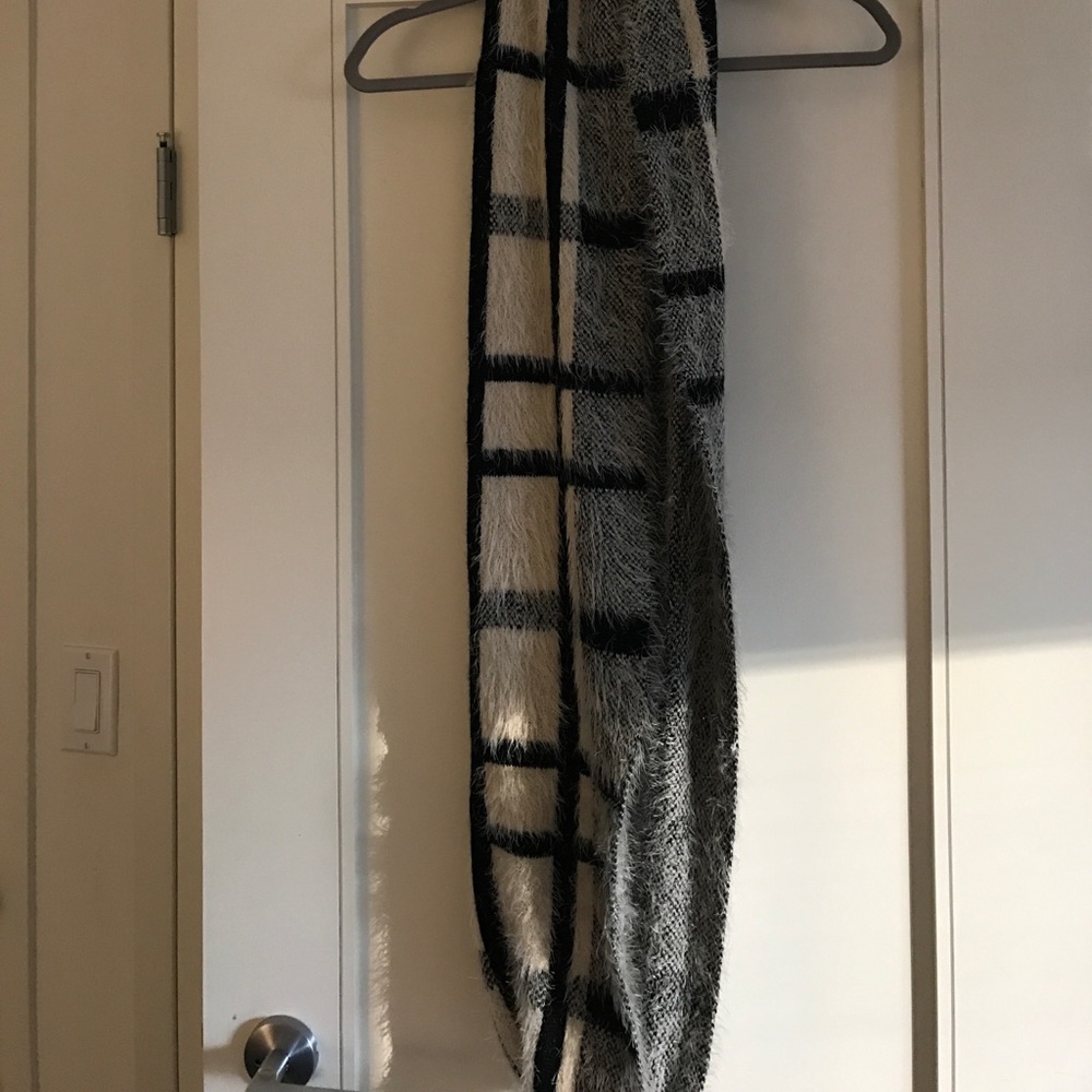 BP fuzzy plaid scarf
