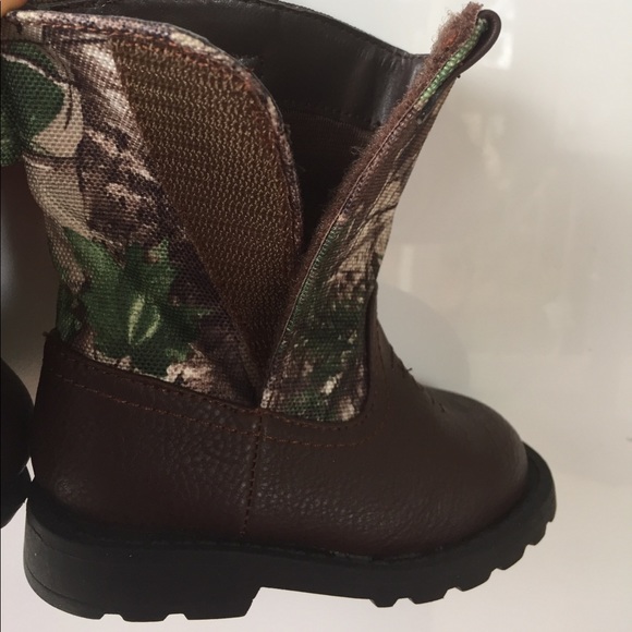 healthtex Shoes Healthtex Babyinfant Camo Velcro Boots Size 2 New