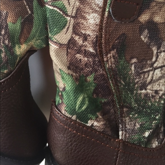 healthtex Shoes Healthtex Babyinfant Camo Velcro Boots Size 2 New