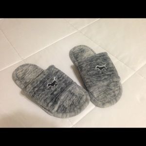 Victoria's secret PINK slippers gray fuzzy