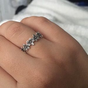 Pandora ring