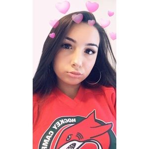 Meet your Posher, Alyssa