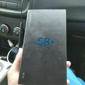 An Samsung galaxy S8+
