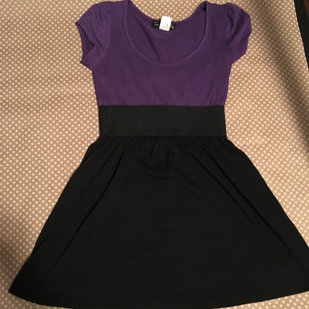 ❤️Donated❤️Purple and Black Top