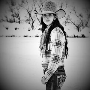 Meet your Posher, Lacey