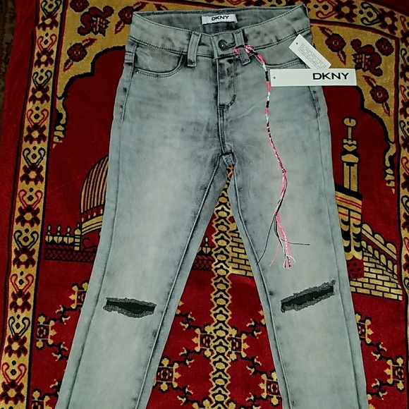 Jeans - Picture 2 of 3