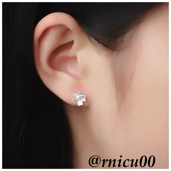 🌼Last 1🌼Flower 925 Sterling Silver Stud Earrings - Picture 6 of 7