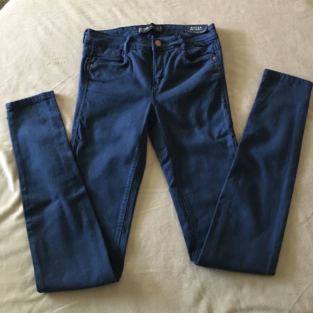 NWT Zara Trafaluc body curve colour soft jeans NWT