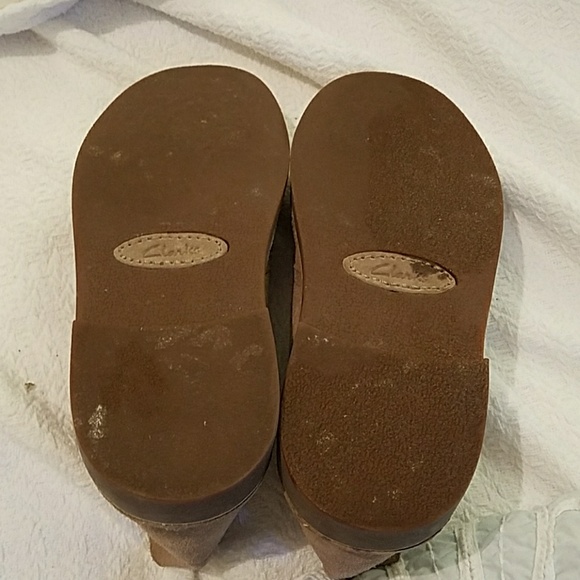 Clarks - Picture 4 of 4