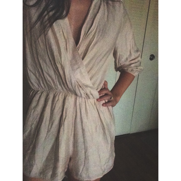 Blush Beige boho Romper - Picture 2 of 8