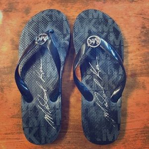 Michael Kors flip flop