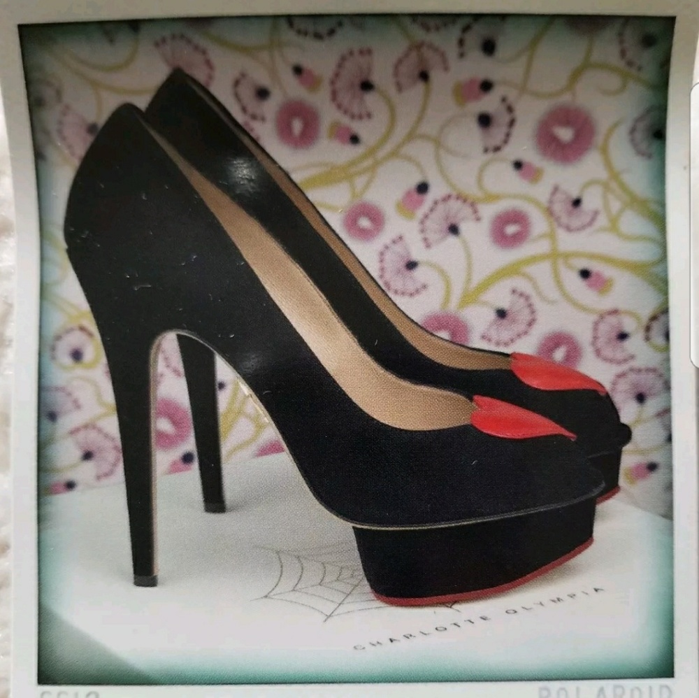 ❌SOLD❌ AUTH Charlotte Olympia 'Delphine' Pump