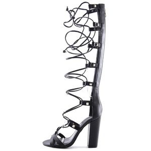 Guess Gladiator heels sandal 8.5