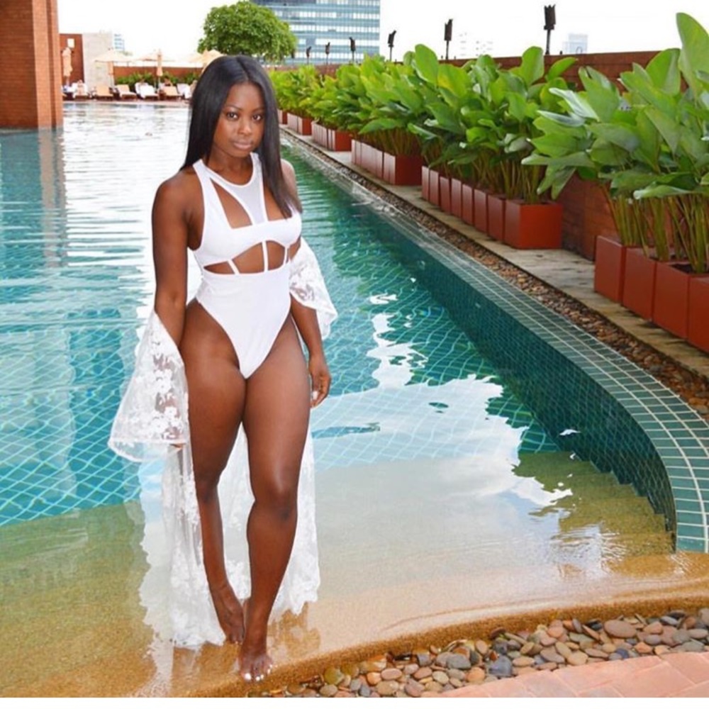 Bfyne WHITE One-Piece Size: Large - Picture 1 of 4