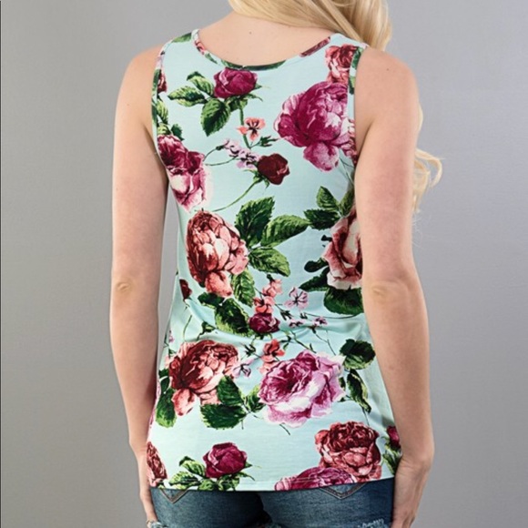 << Pretty as a Rose Criss Cross Front Mint Tank >> - Picture 6 of 7